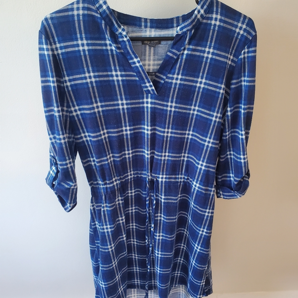 Lily Rose cozy flannel night dress Size medium.  Blue and white